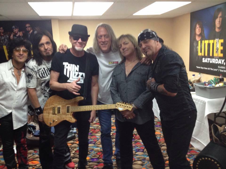 Mark kendall's reaction to rh custom guitars 2 Mark kendall, gives a thumbs up for rh custom guitars.